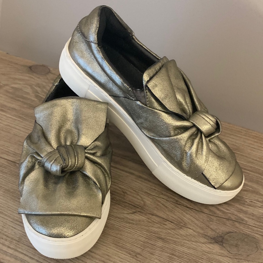 J/Slides Audra Pewter Silver Gold Slip-On Bow Platform Sneaker J Slides Shoes 8